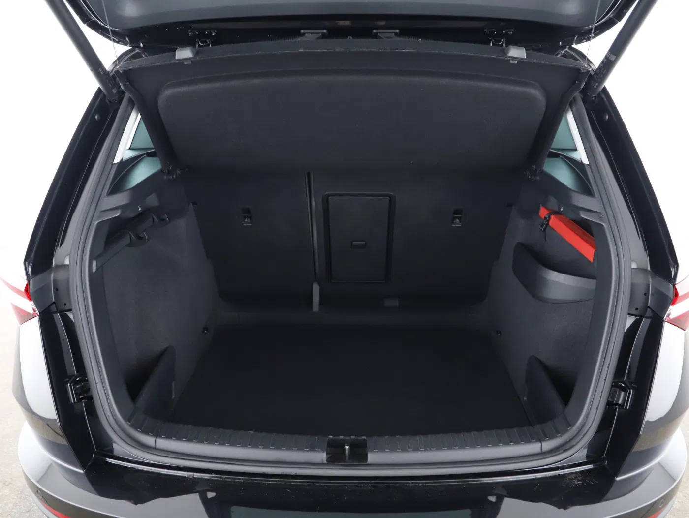 Skoda Karoq 2.0 TDI Ambition | Bild 24 von 29