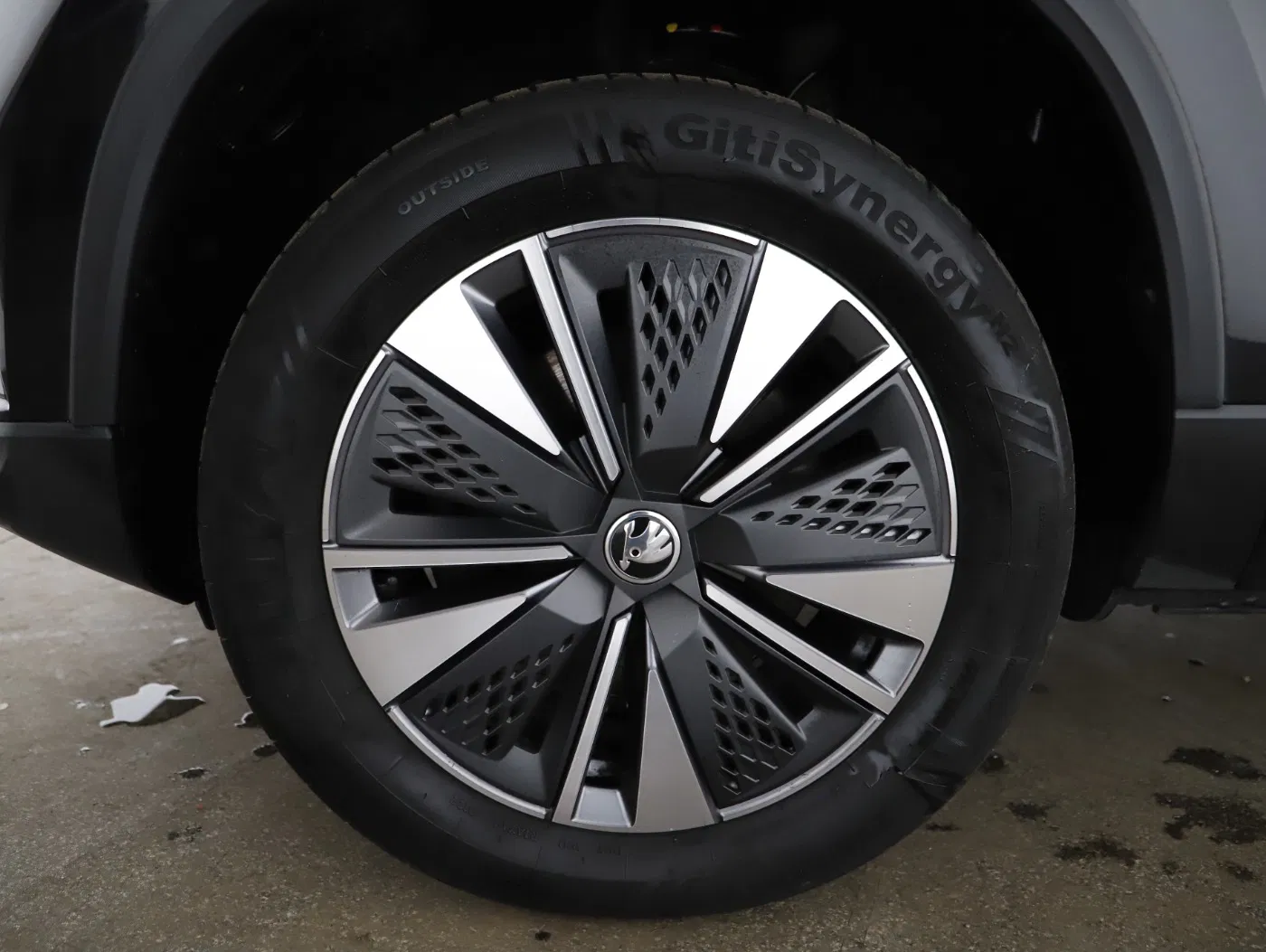 Skoda Karoq 2.0 TDI Ambition | Bild 29 von 29