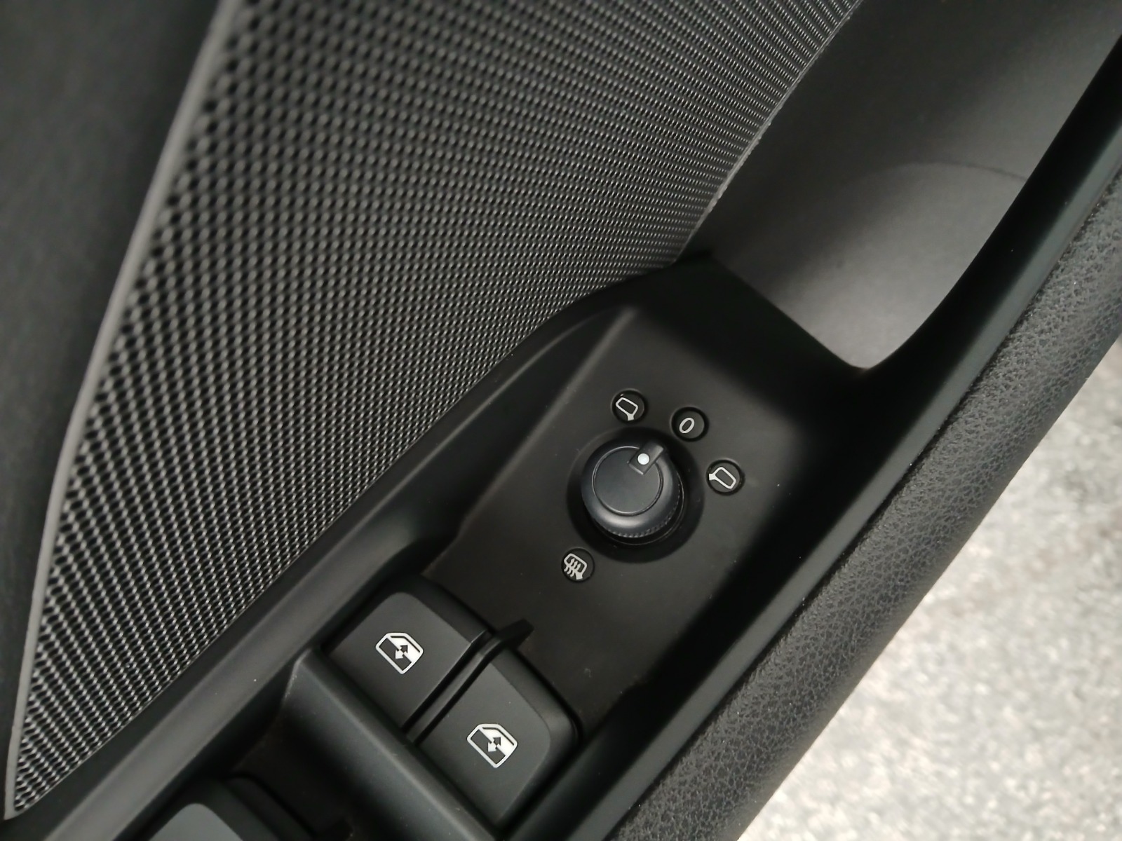 Audi A3 Sportback 1.0 SB 30 TFSI | Bild 11 von 28