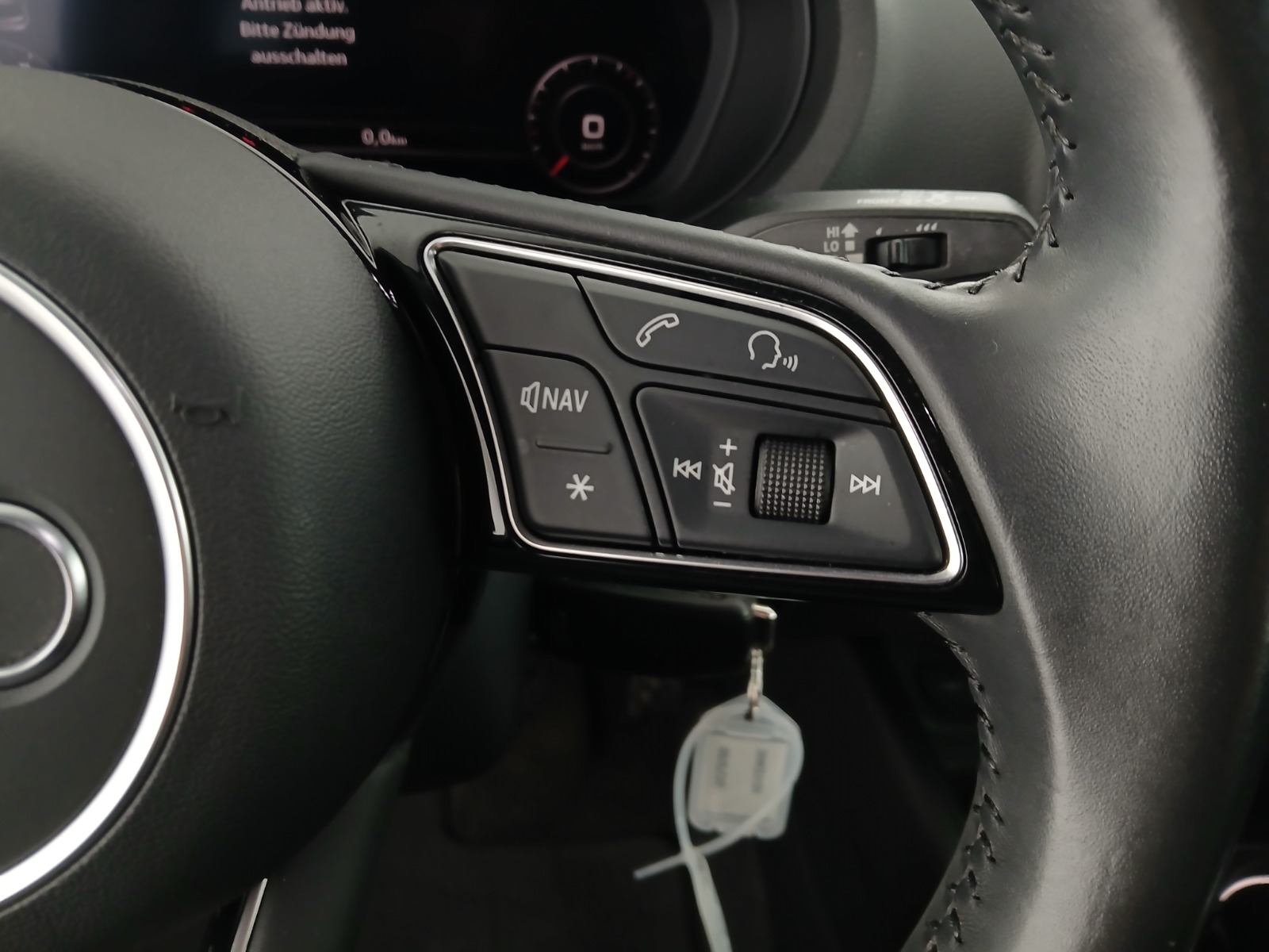 Audi A3 Sportback 1.0 SB 30 TFSI | Bild 17 von 28