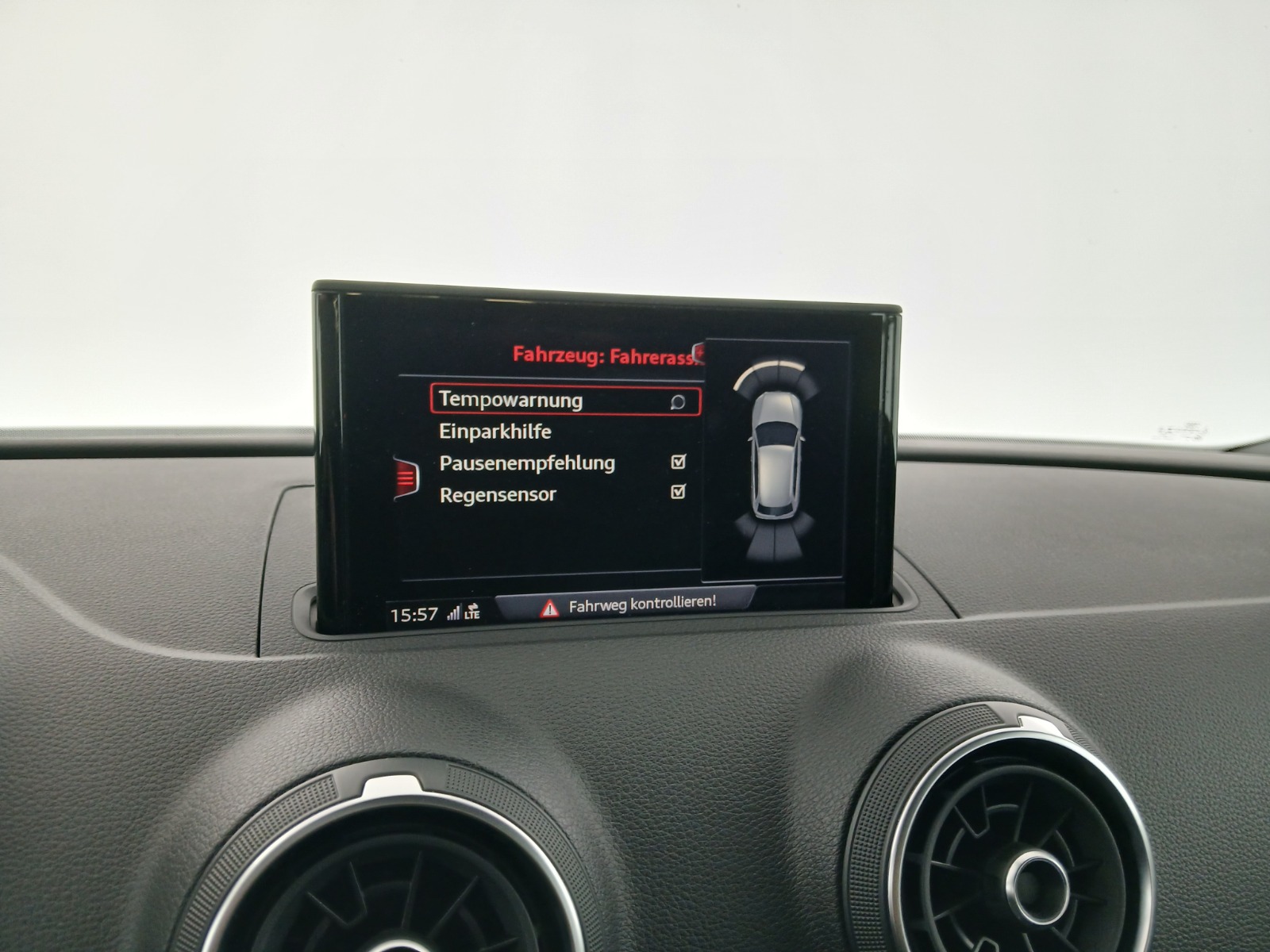 Audi A3 Sportback 1.0 SB 30 TFSI | Bild 22 von 28