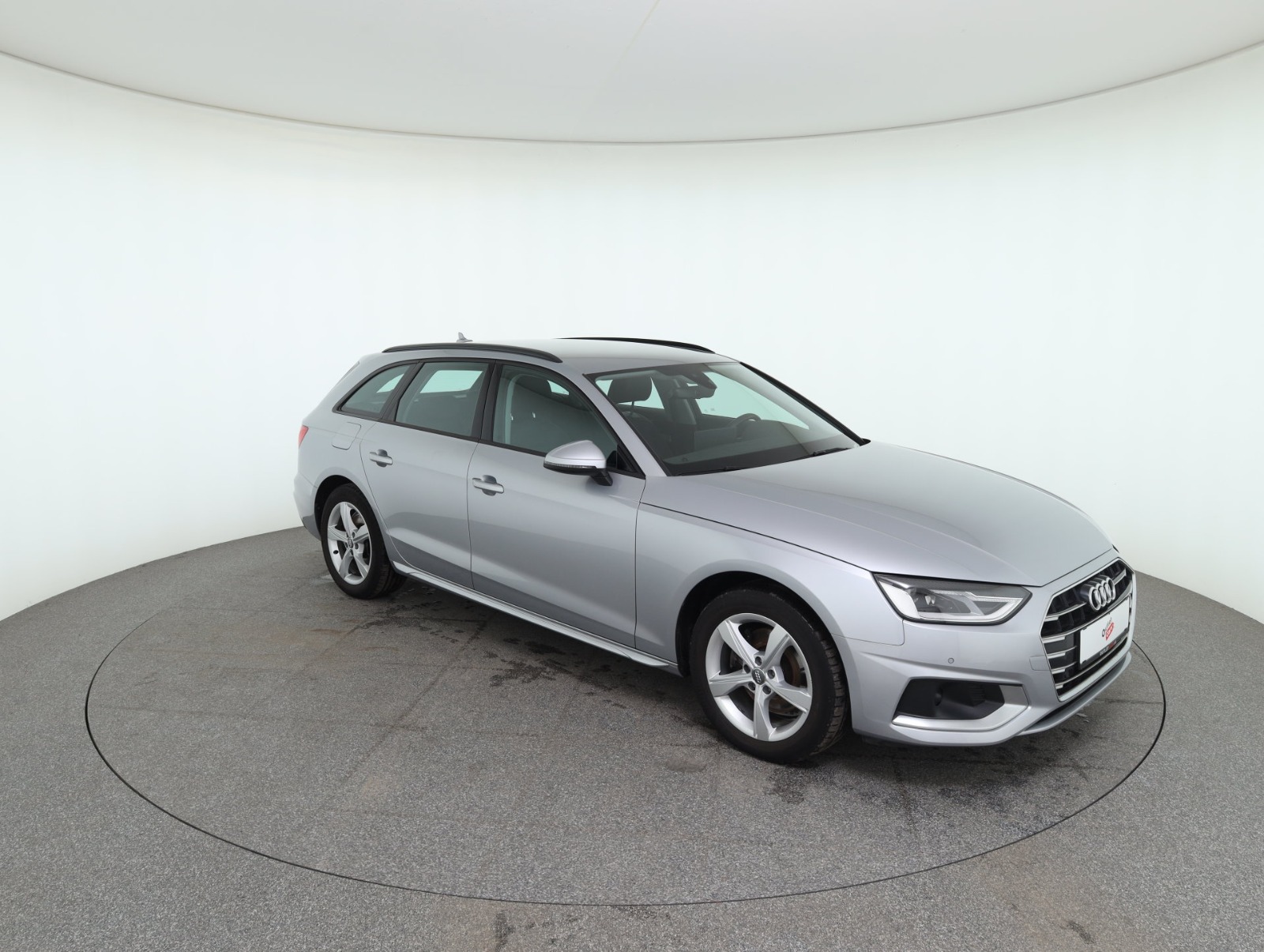 Audi A4 Avant 30 2.0 TDI advanced | Bild 3 von 30