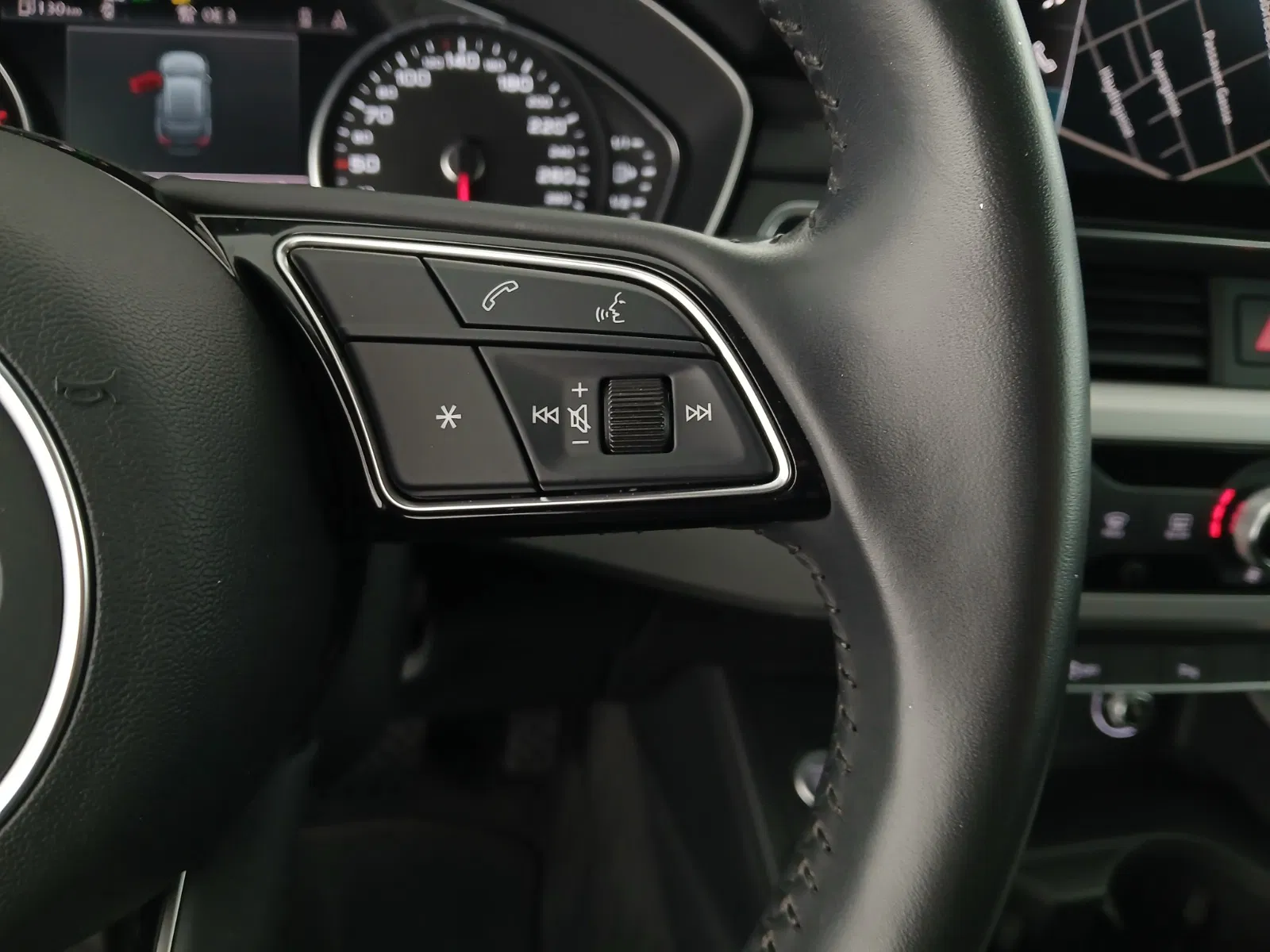 Audi A4 Avant 30 2.0 TDI advanced | Bild 17 von 30