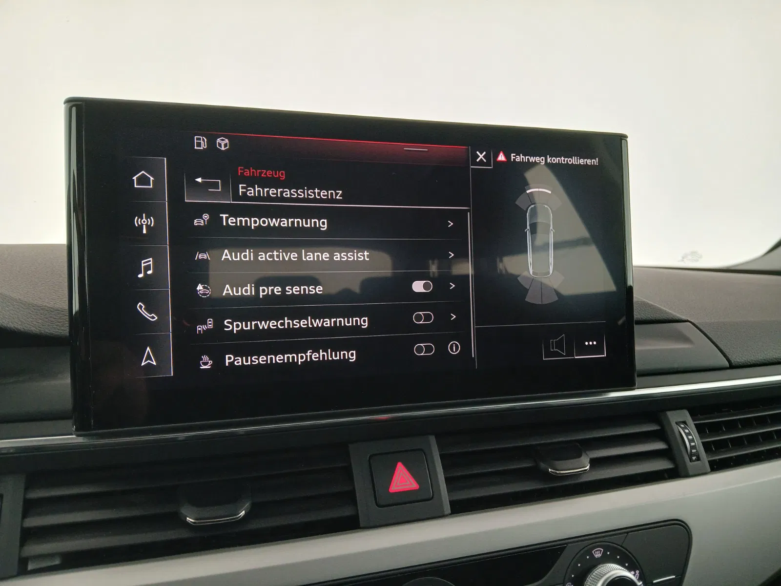 Audi A4 Avant 30 2.0 TDI advanced | Bild 22 von 30