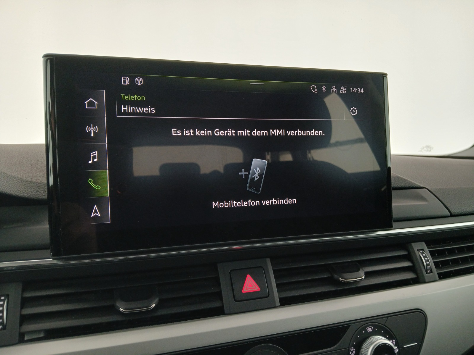 Audi A4 Avant 30 2.0 TDI advanced | Bild 24 von 30