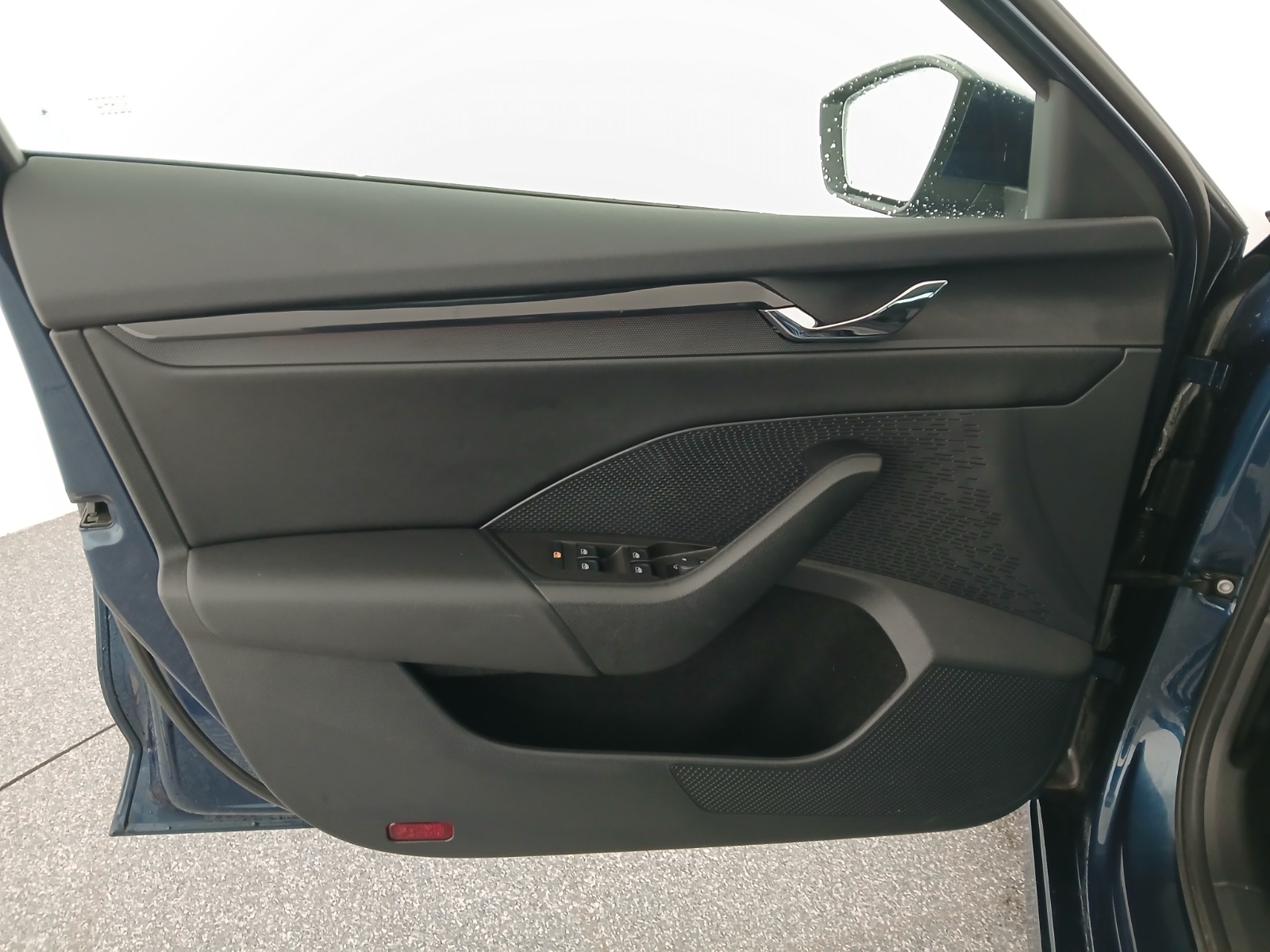 Skoda Octavia Combi 2.0 TDI Ambition | Bild 10 von 30