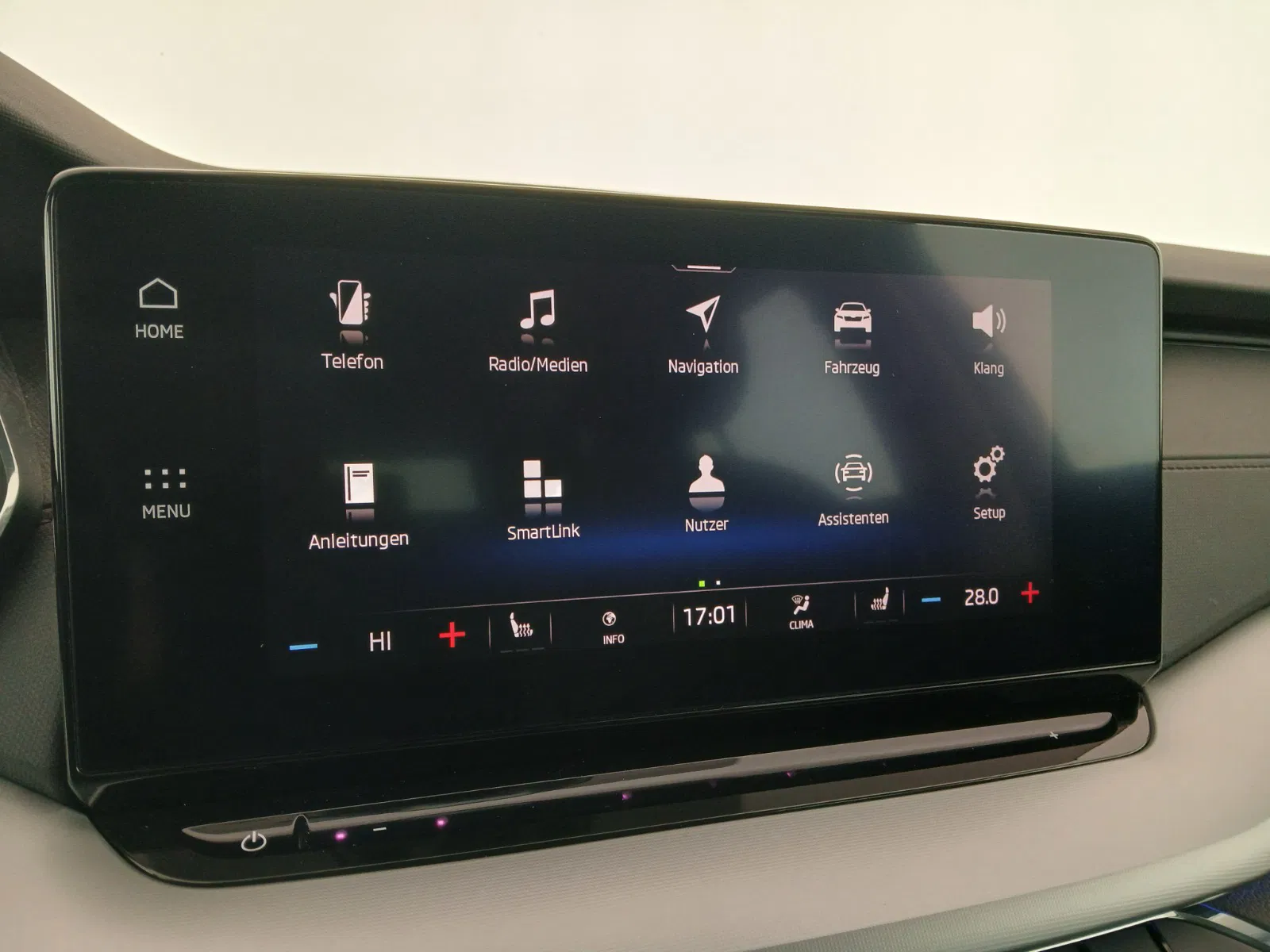 Skoda Octavia Combi 2.0 TDI Ambition | Bild 19 von 30