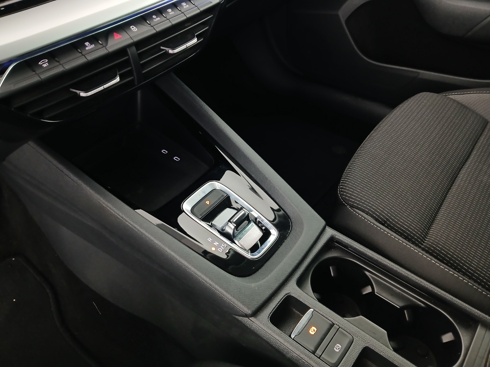 Skoda Octavia Combi 2.0 TDI Ambition | Bild 27 von 30