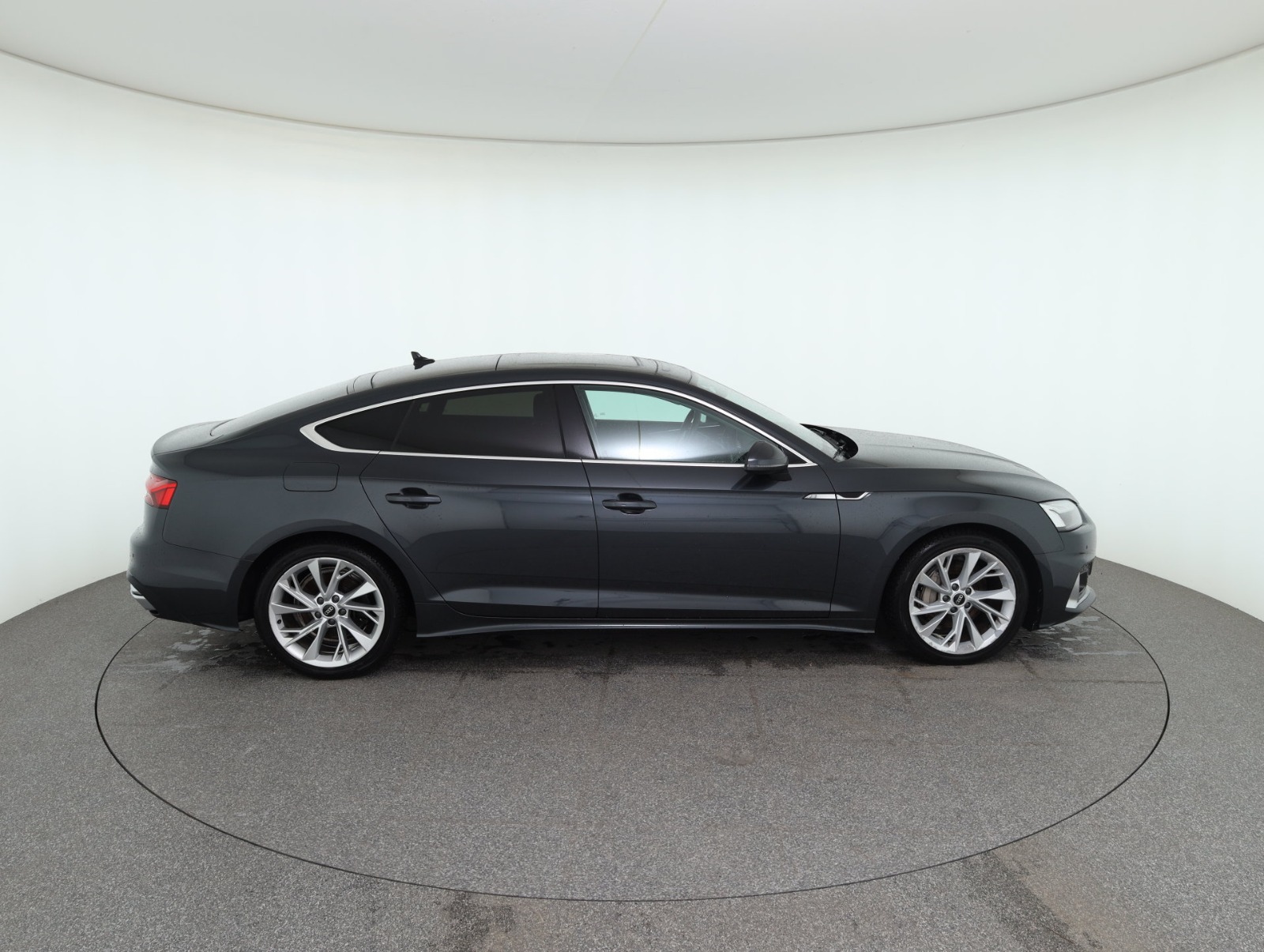 Audi A5 Sportback 40 2.0 TDI quattro advanced | Bild 4 von 28