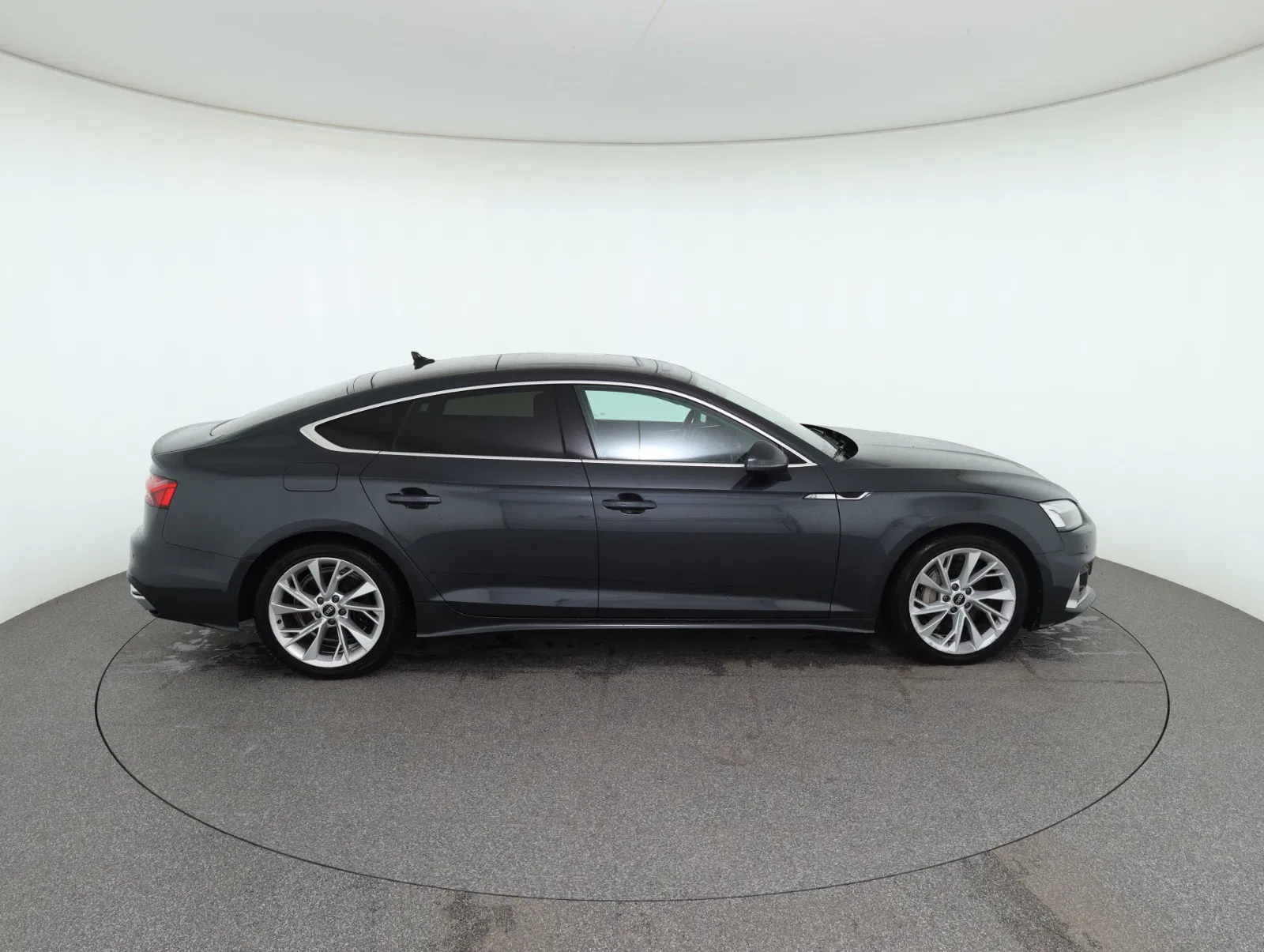 Audi A5 Sportback 40 2.0 TDI quattro advanced | Bild 4 von 28