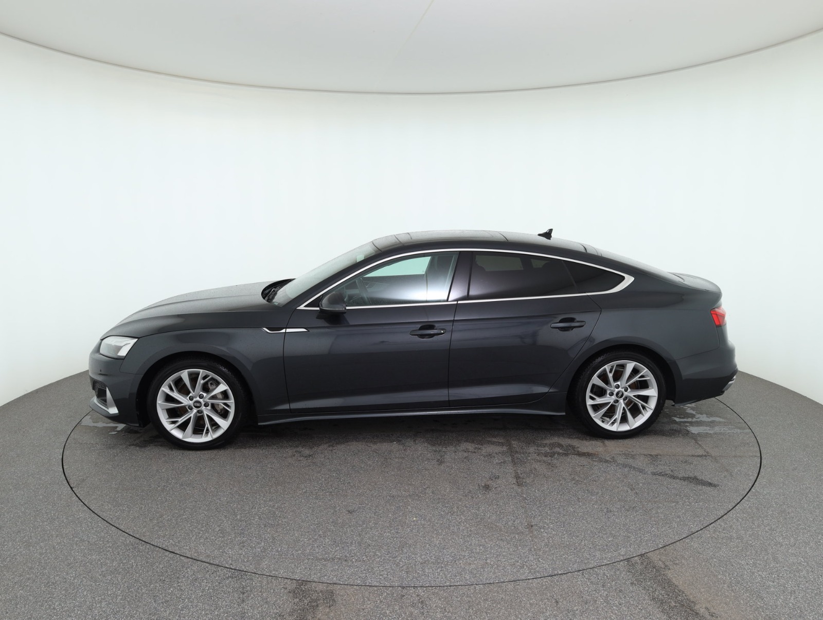 Audi A5 Sportback 40 2.0 TDI quattro advanced | Bild 8 von 28
