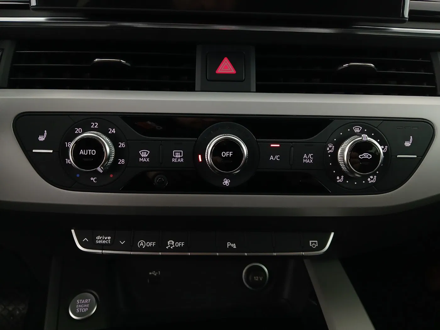 Audi A5 Sportback 40 2.0 TDI quattro advanced | Bild 24 von 28