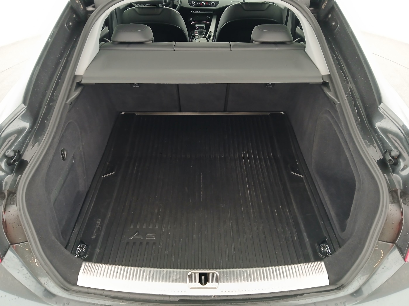 Audi A5 Sportback 40 2.0 TDI quattro advanced | Bild 27 von 28