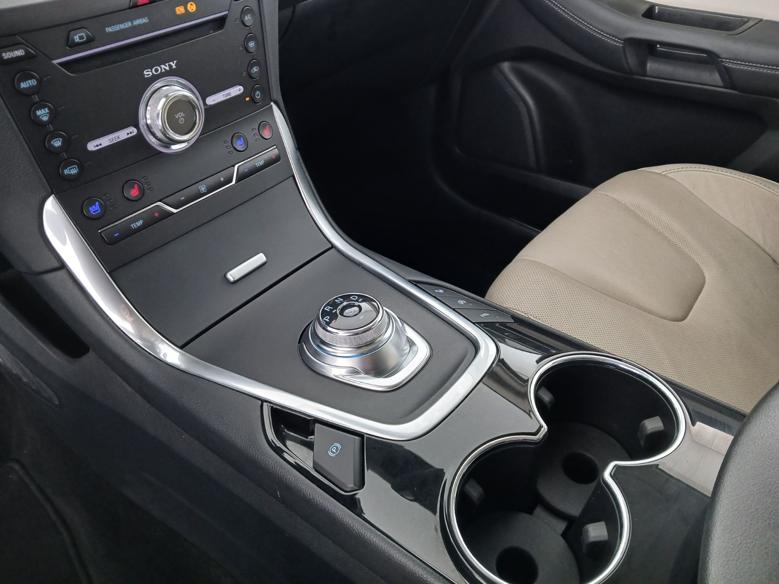 Ford S-MAX 2.0EcoBlue Titanium | Bild 25 von 28