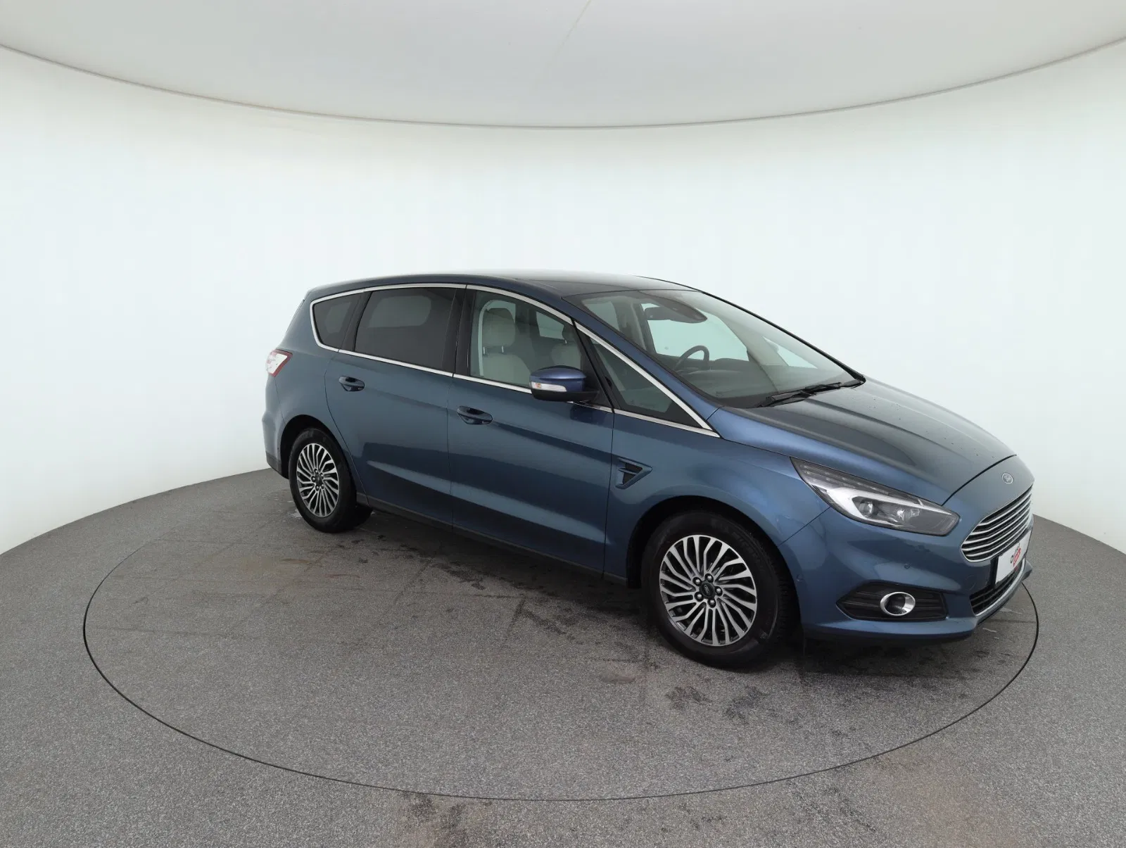 Ford S-MAX 2.0EcoBlue Titanium | Bild 3 von 28