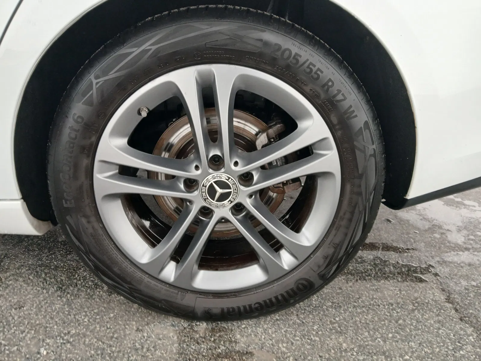 Mercedes-Benz CLA 180 d Shooting Brake | Bild 10 von 28