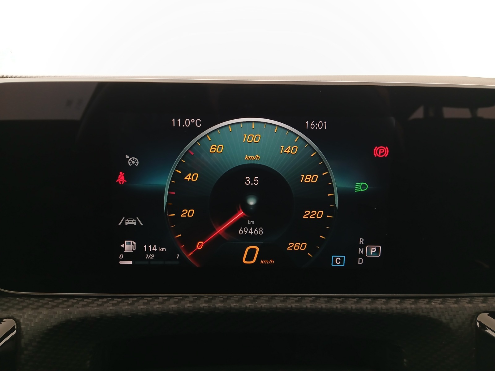 Mercedes-Benz CLA 180 d Shooting Brake | Bild 16 von 28