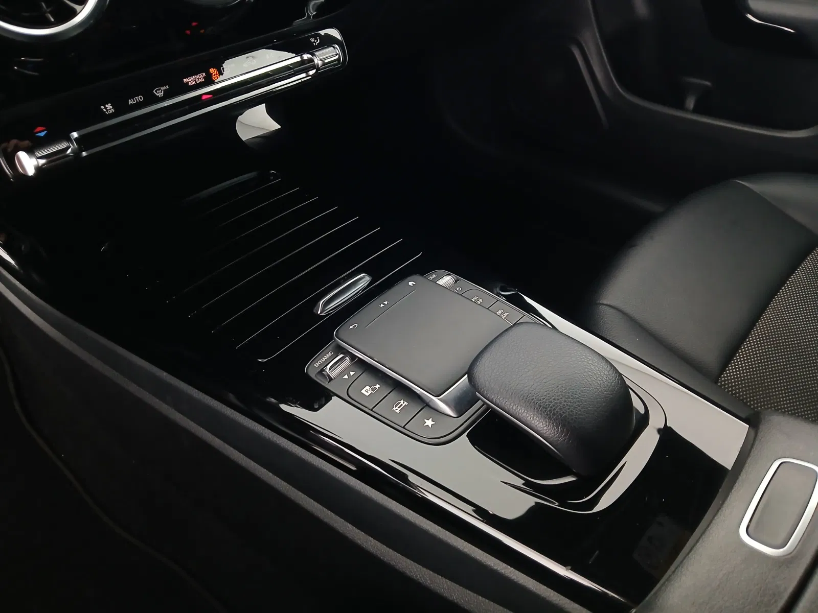 Mercedes-Benz CLA 180 d Shooting Brake | Bild 25 von 28