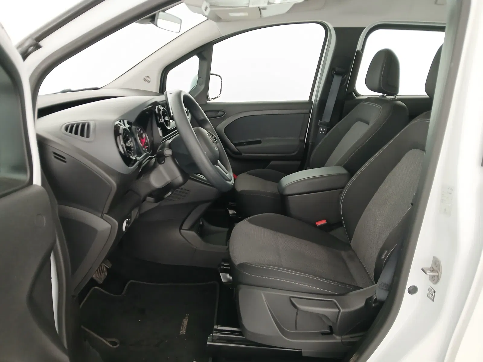 Mercedes-Benz T 180 Progressive Aut. | Bild 14 von 27