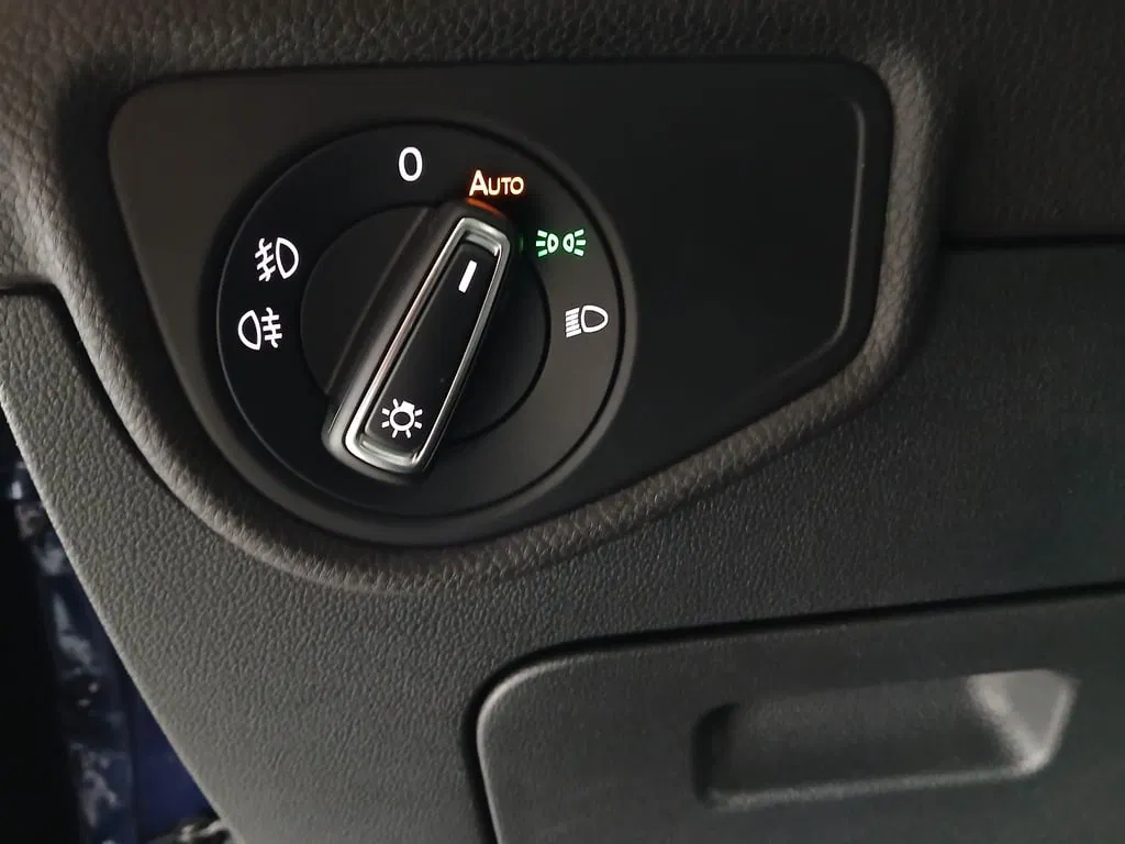 VW Touran 1.5 TSI BMT Highline | Bild 12 von 28