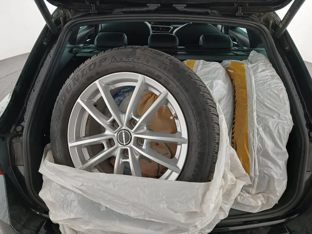 Seat Leon Sportstourer 2.0 TDI 4Drive FR | Bild 28 von 30