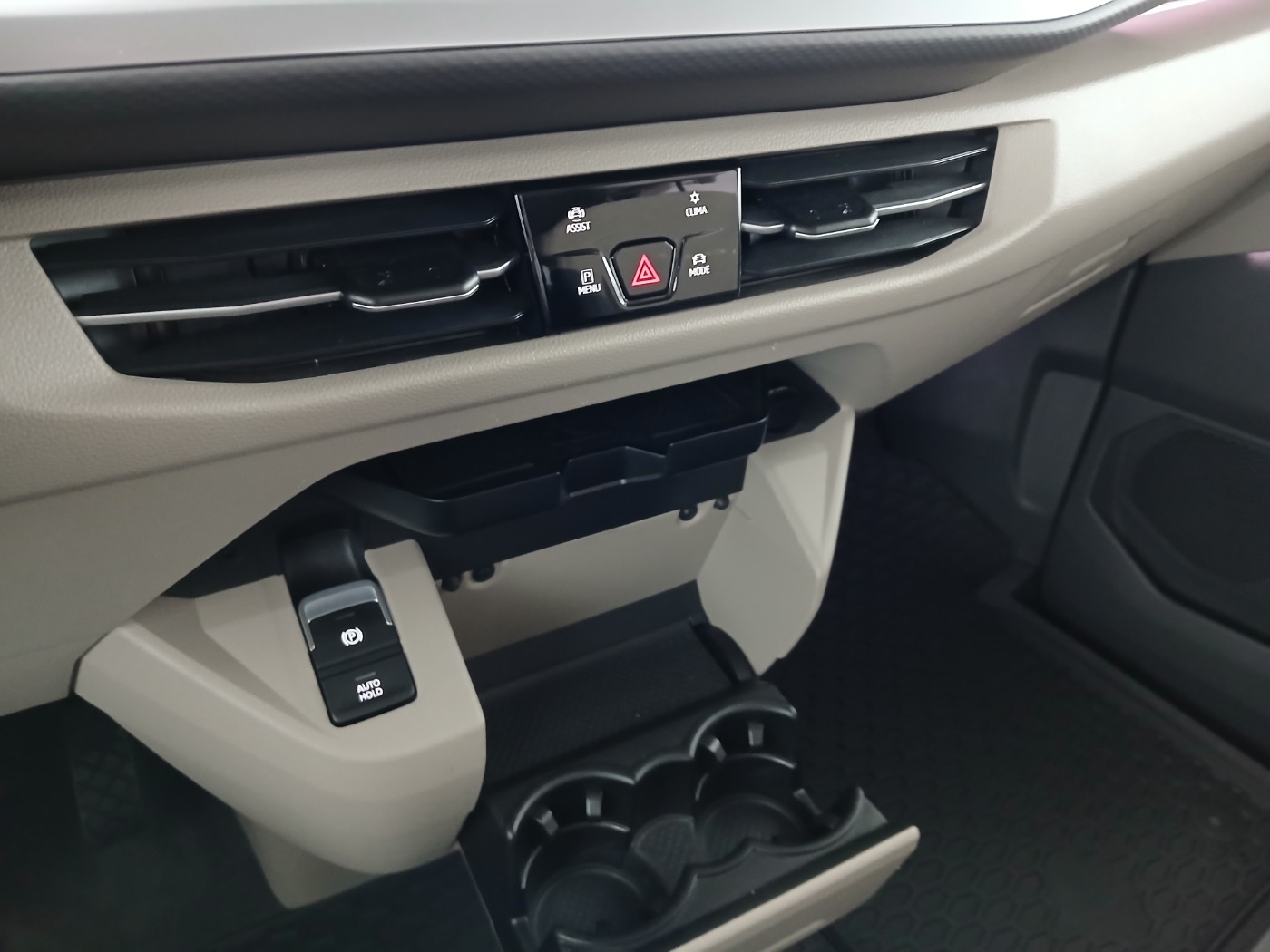 VW T7 California 1.5 TSI 4MOTION Ocean | Bild 25 von 31