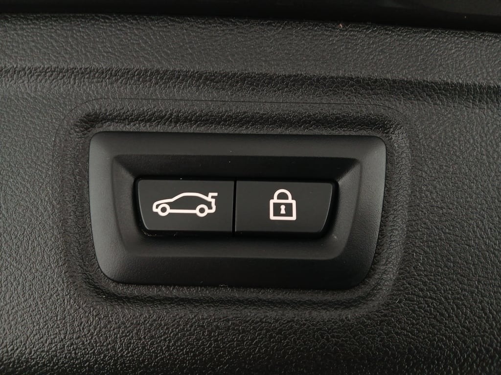 BMW 320e PHEV xDrive Touring Aut. | Bild 29 von 29