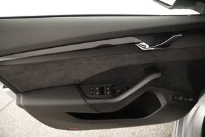 Skoda Octavia Combi 1.4 TSI RS iV | Thumbnail 8 von 26