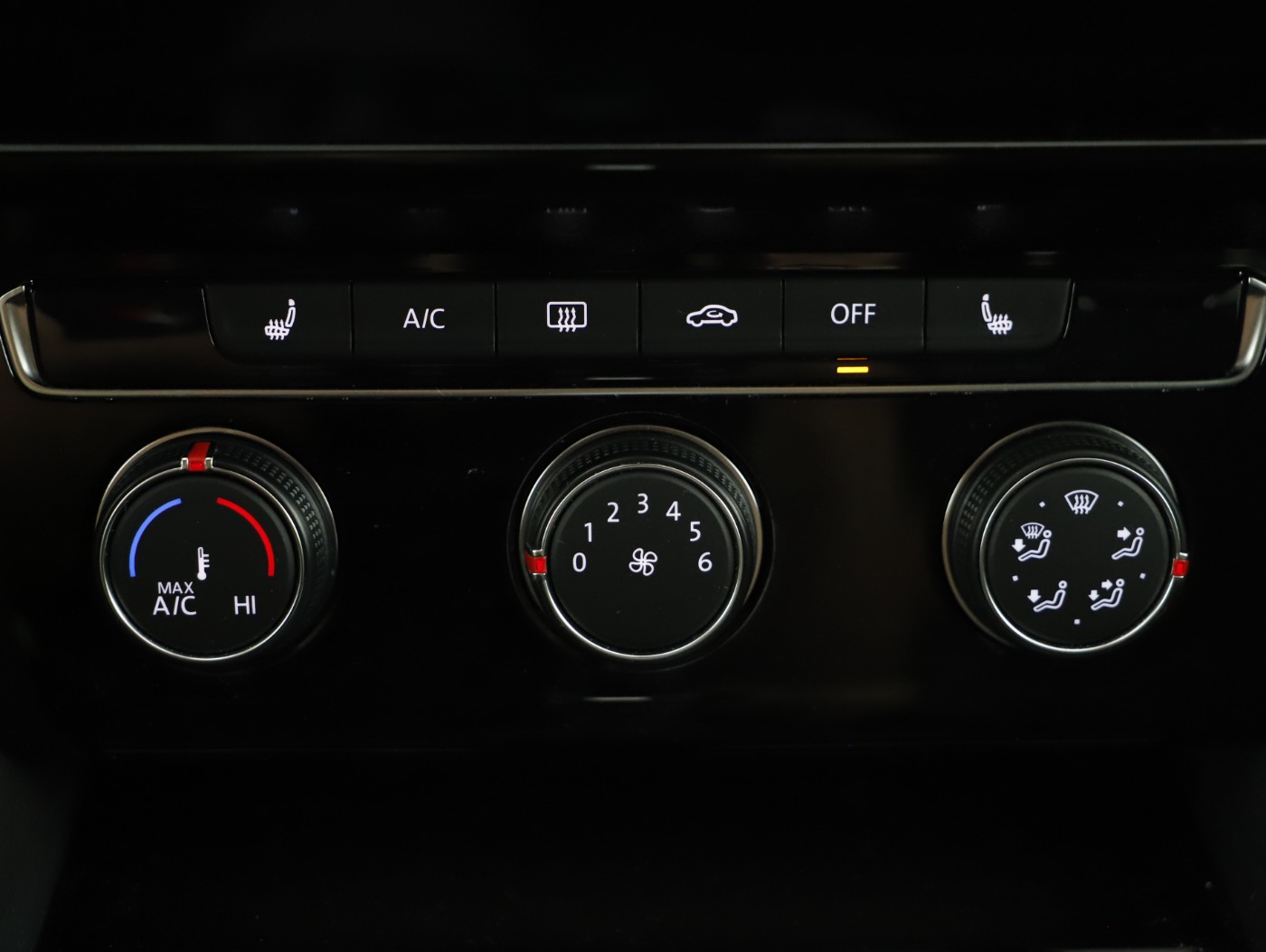 VW Arteon Shooting Brake 2.0 TSI  R-Line | Bild 17 von 26