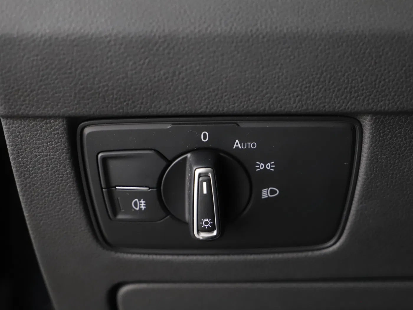 VW Arteon Shooting Brake 2.0 TSI R-Line | Bild 7 von 26