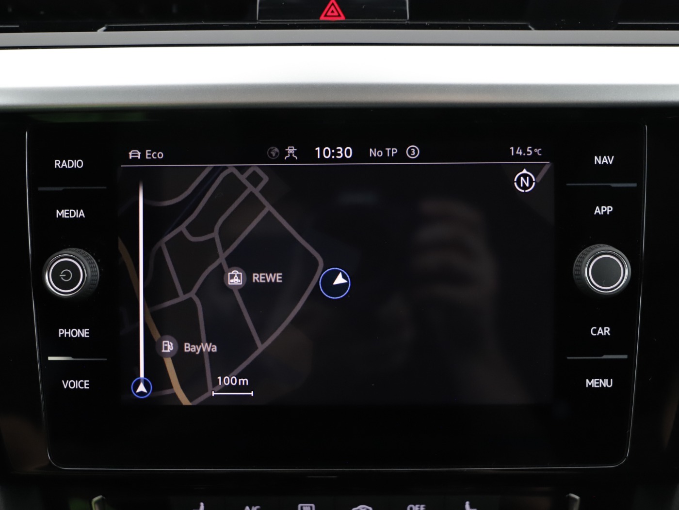 VW Arteon Shooting Brake 2.0 TSI  R-Line | Bild 16 von 26