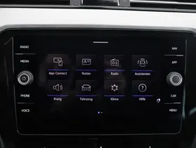 VW Passat Variant 2.0 TDI BMT Business | Thumbnail 15 von 26