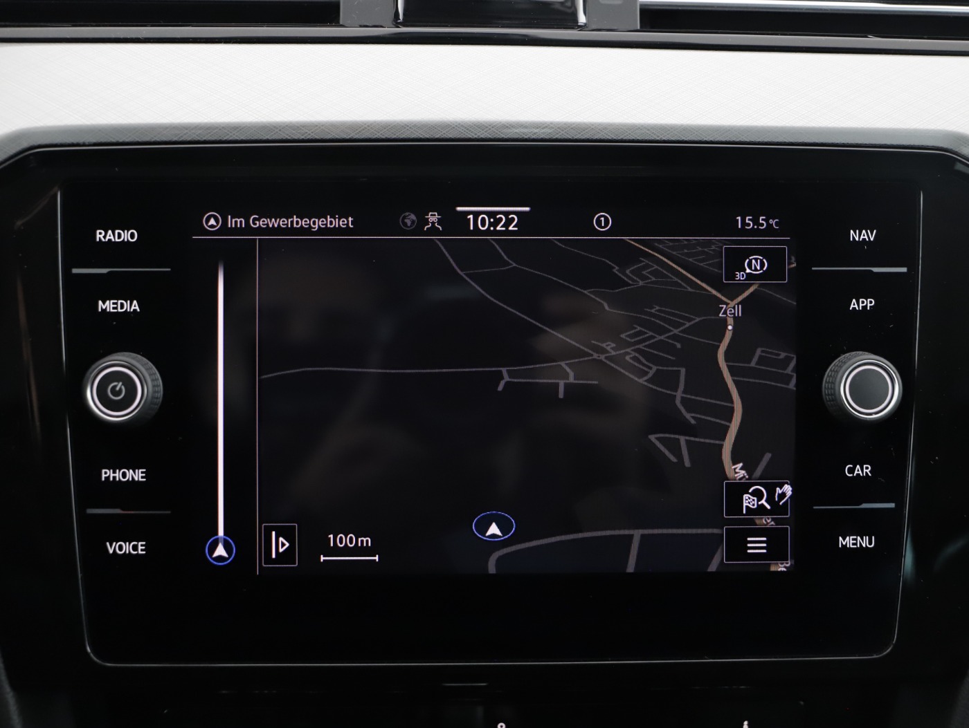 VW Passat Variant 2.0 TDI BMT Business | Bild 16 von 26