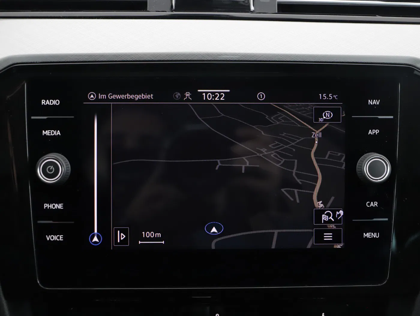 VW Passat Variant 2.0 TDI BMT Business | Bild 16 von 26