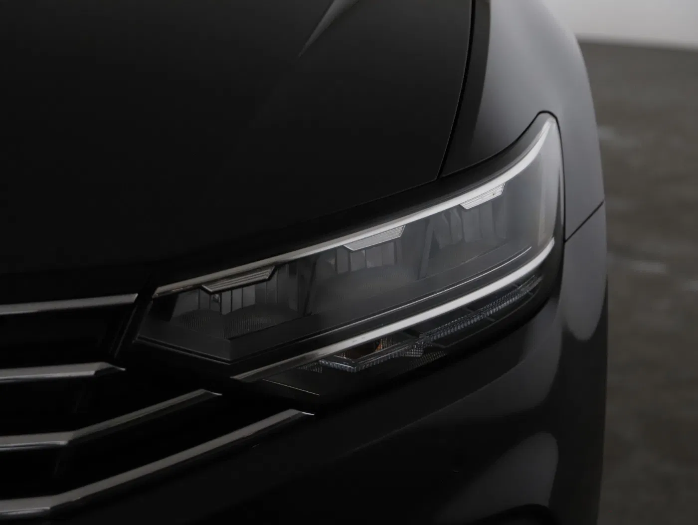 VW Passat Variant 2.0 TDI BMT Business | Bild 21 von 26