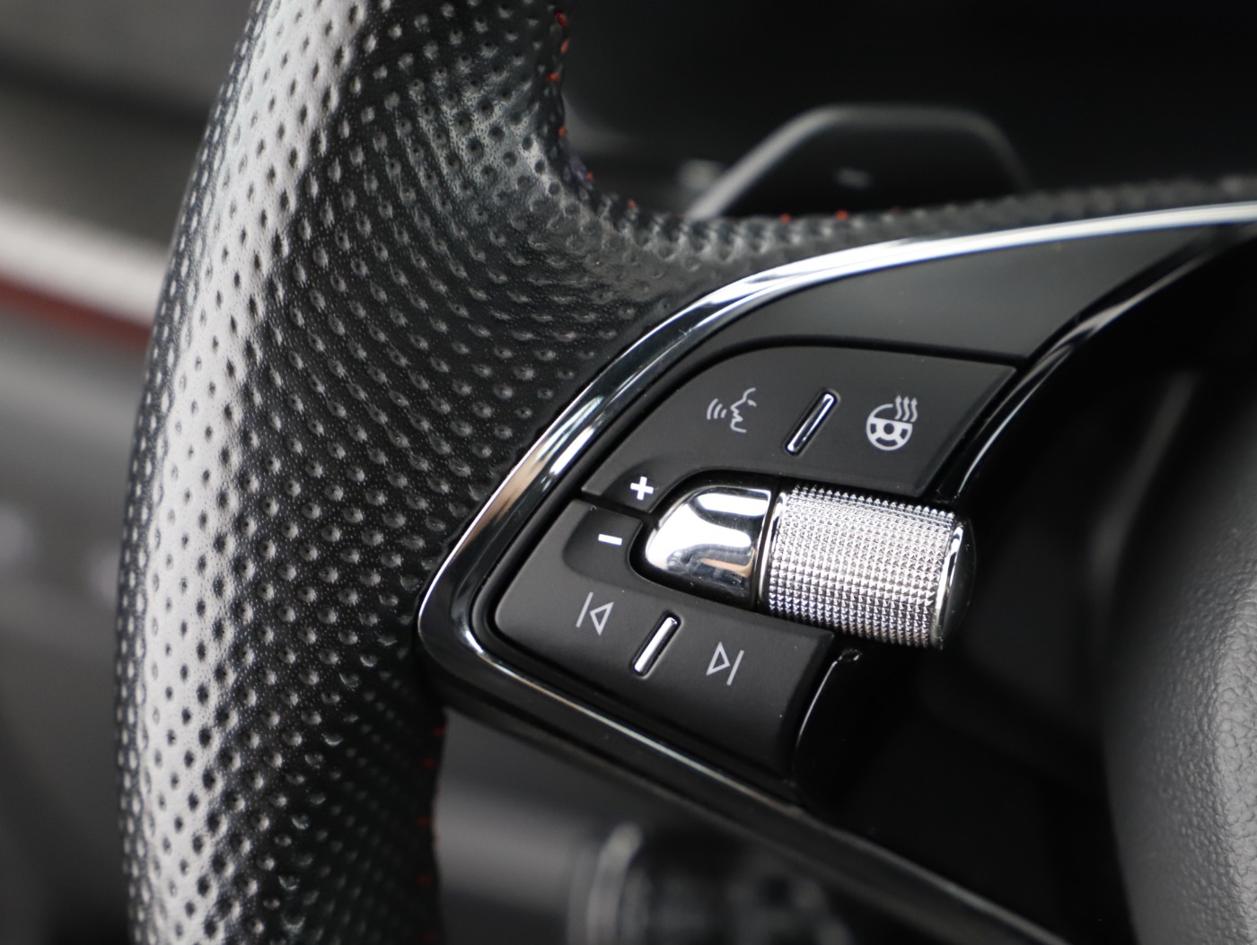 Skoda Octavia Combi 1.4 TSI RS iV | Bild 15 von 25