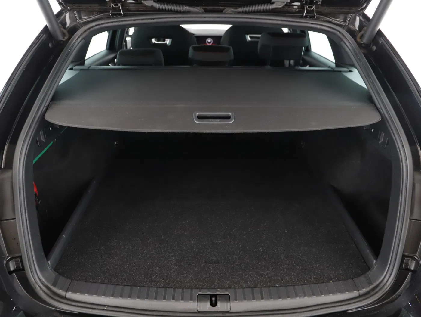 Skoda Octavia Combi 1.4 TSI RS iV | Bild 23 von 25