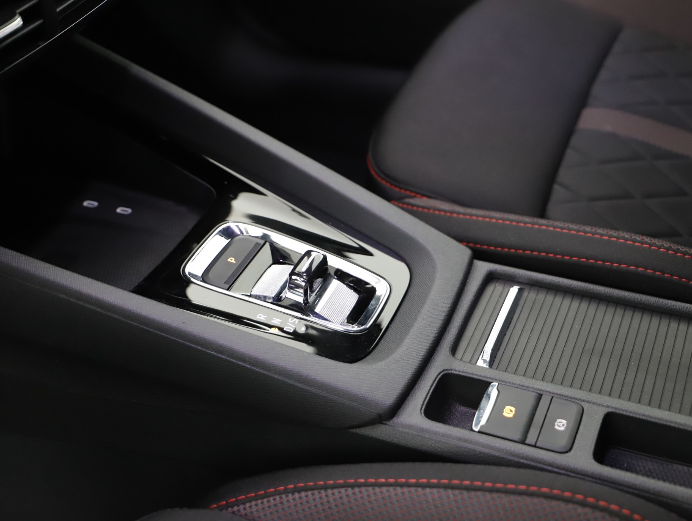 Skoda Octavia Combi 1.4 TSI RS iV | Bild 22 von 26