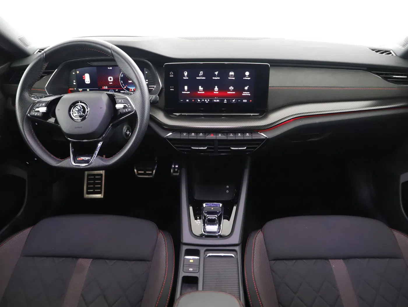 Skoda Octavia Combi 1.4 TSI RS iV | Bild 13 von 26