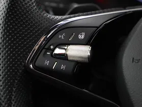 Skoda Octavia Combi 1.4 TSI RS iV | Thumbnail 16 von 26