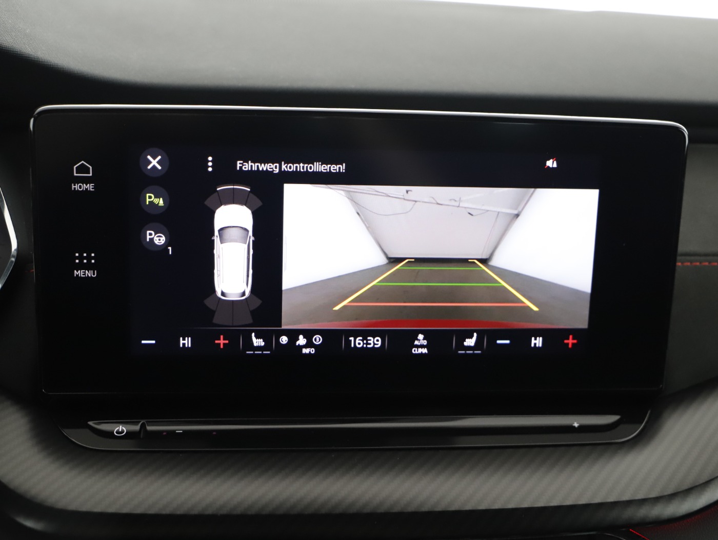 Skoda Octavia Combi 1.4 TSI RS iV | Bild 21 von 26