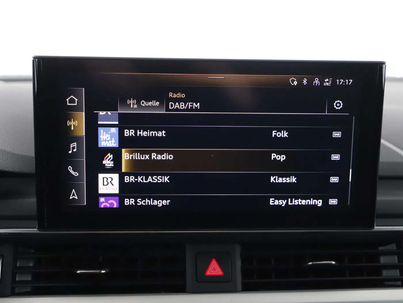 Audi A4 40 2.0 TDI advanced | Bild 19 von 26