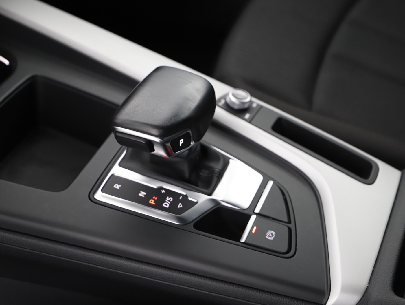 Audi A4 40 2.0 TDI advanced | Bild 22 von 26