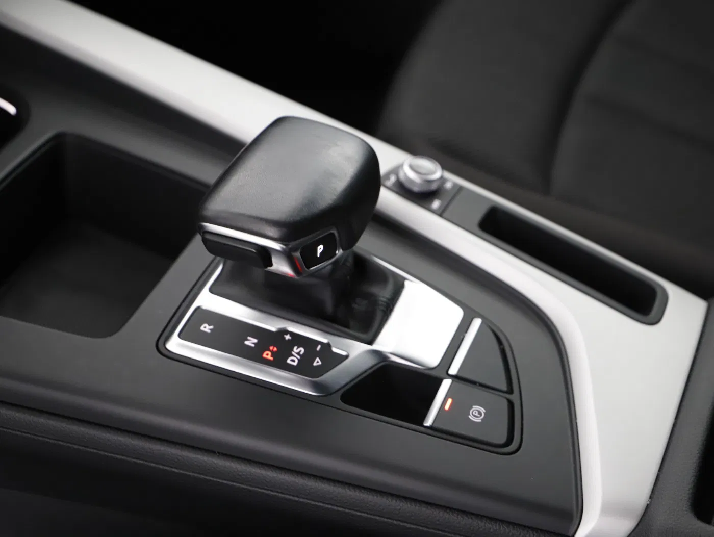 Audi A4 40 2.0 TDI advanced | Bild 22 von 26