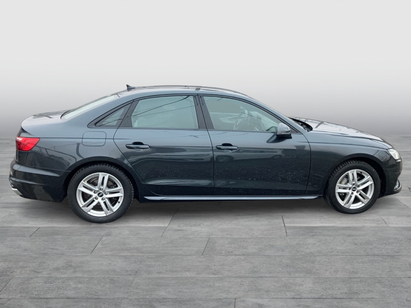 Audi A4 40 2.0 TDI advanced | Bild 6 von 26