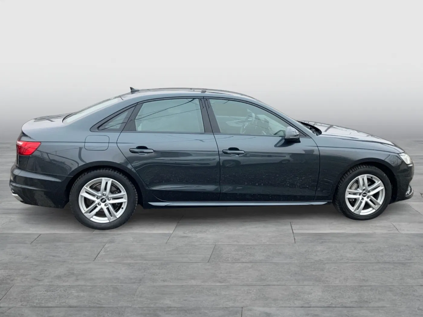 Audi A4 40 2.0 TDI advanced | Bild 6 von 26