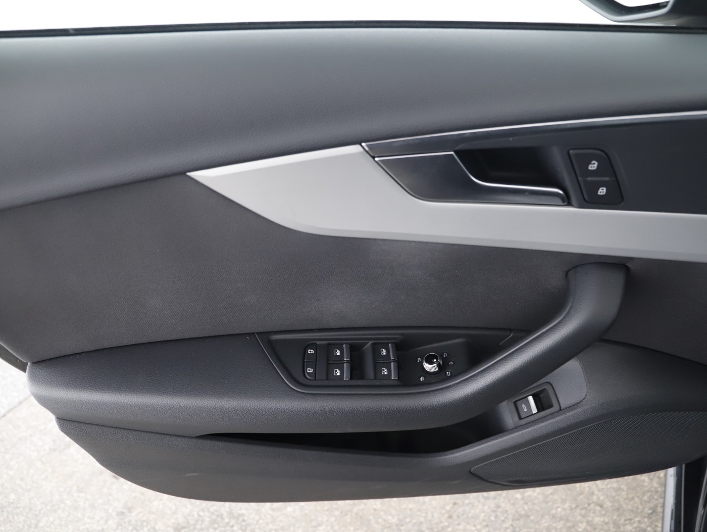 Audi A4 40 2.0 TDI advanced | Bild 8 von 26