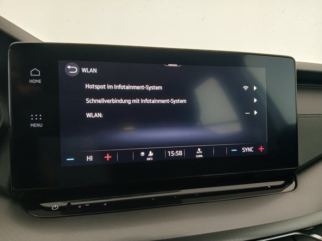 Skoda Octavia Combi 1.0 TSI Ambition | Bild 23 von 27