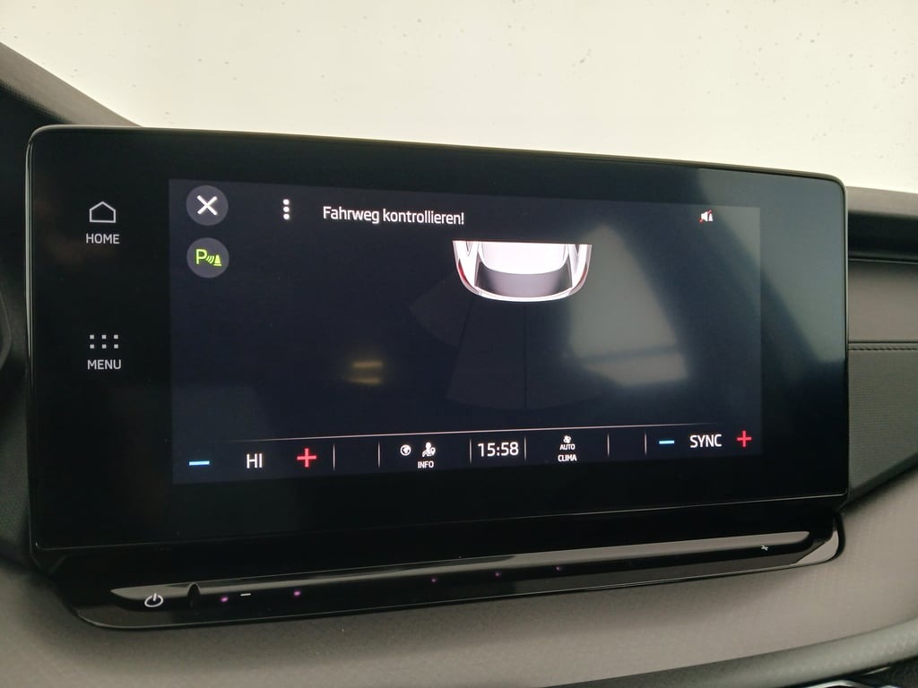 Skoda Octavia Combi 1.0 TSI Ambition | Bild 22 von 27