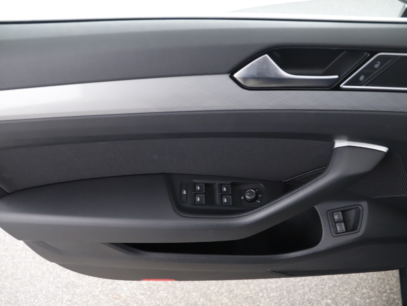 VW Passat Variant 1.4 TSI  GTE | Bild 9 von 25